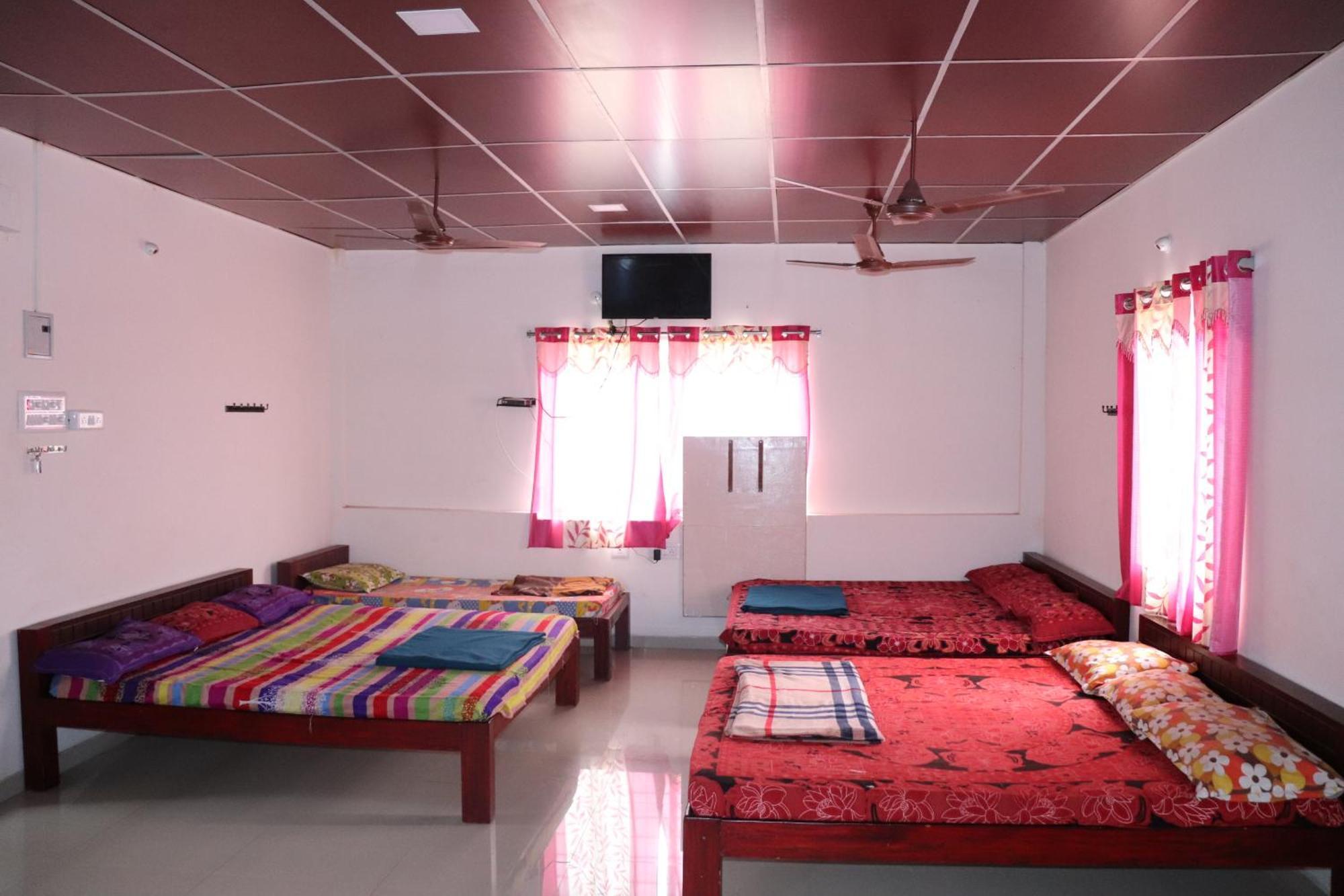 Honey Bee Resort - Near Yercaud Lake Екстериор снимка